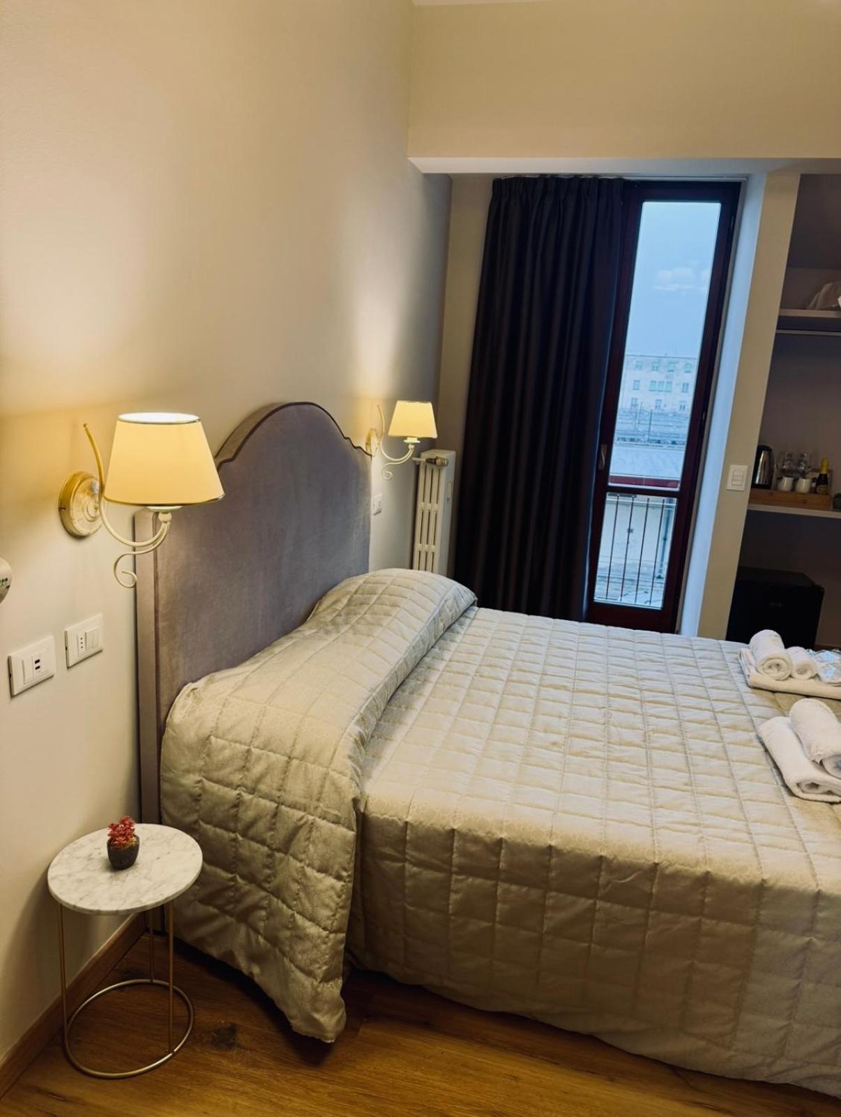 La Boutique By Rjgal B&B Firenze Bagian luar foto