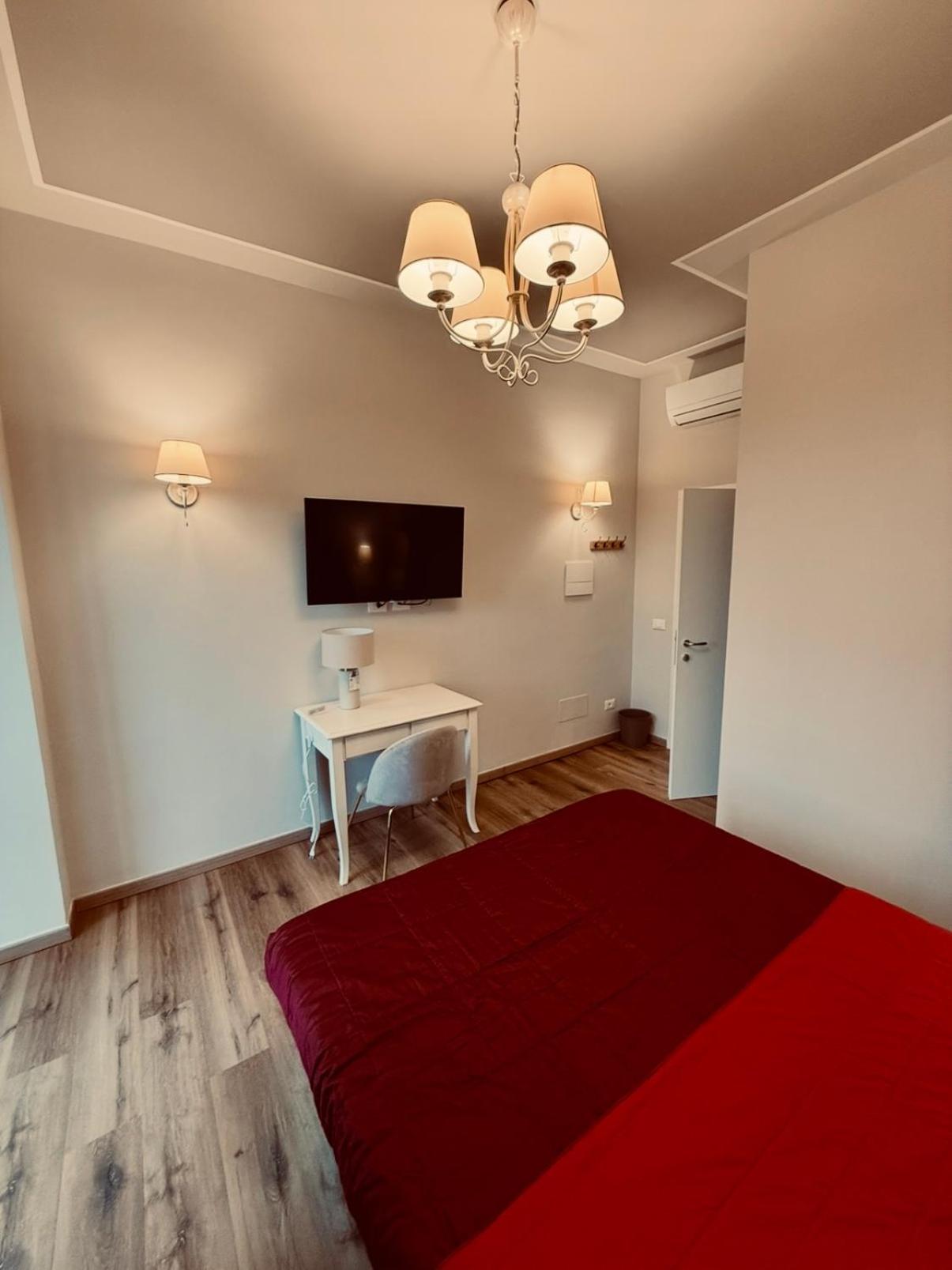 La Boutique By Rjgal B&B Firenze Bagian luar foto
