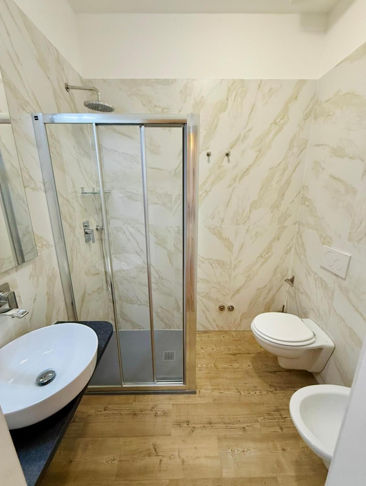 La Boutique By Rjgal B&B Firenze Bagian luar foto
